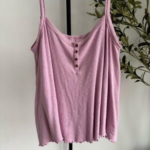 • [AE] Flowy Cami Tank •